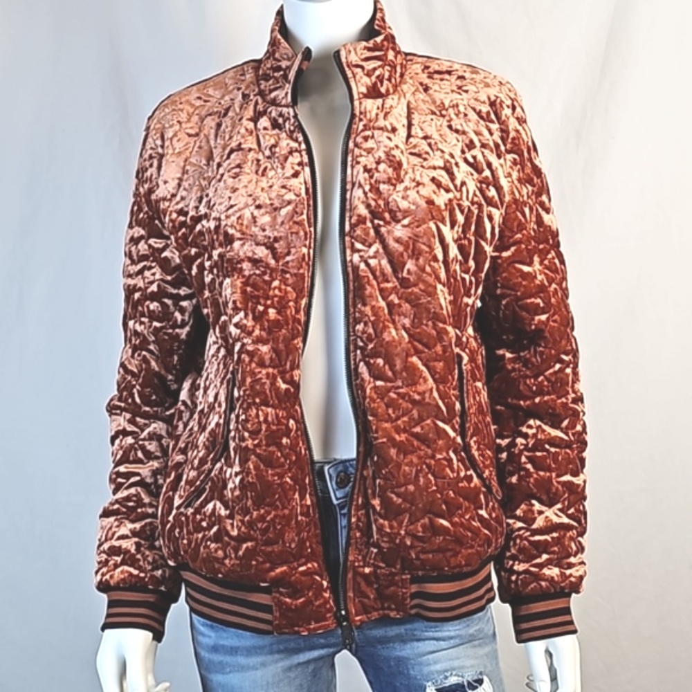 Bernardo Quilted Velvet Zip Front Rose Gold Lined Bomber Jacket Size Medium